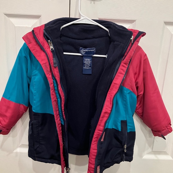 Girls winter Coat- Sz 5 - Picture 2 of 3